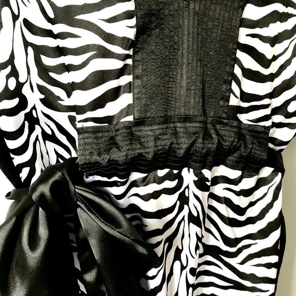 Animal Print Tunic with Fabric Belt - Black&White - Picture 4 of 6